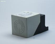 35mm檢測距離方形接近開關(guān)Q4035 替代P+F NRN35-L3-A2-V1的優(yōu)質(zhì)選擇